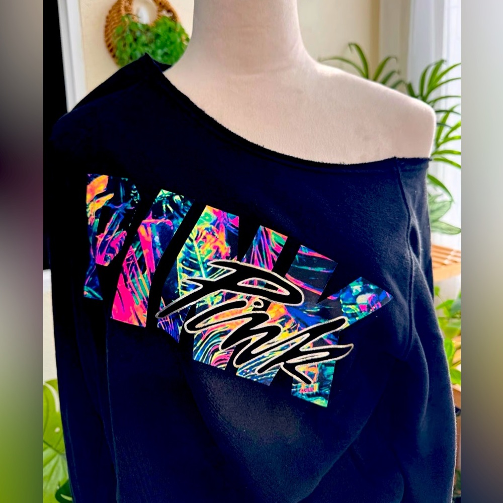 PINK VICTORIA’S SECRET Oversized Off The Shoulder Tropical Design